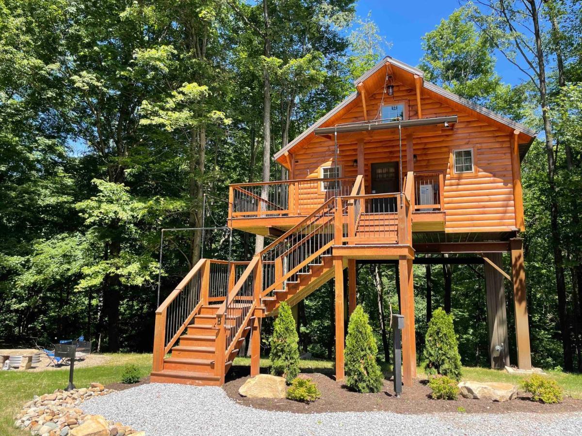 Cricket Hill Treehouse B By Amish Country Lodging Миллерсберг Экстерьер фото